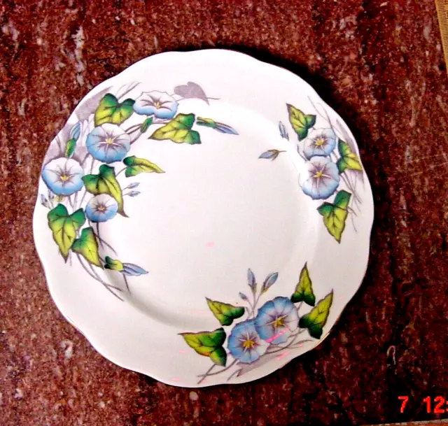 ROYAL ALBERT Bone China FLOWER OF THE MONTH /MORNING GLORY #9 PLATE  8 1/4"