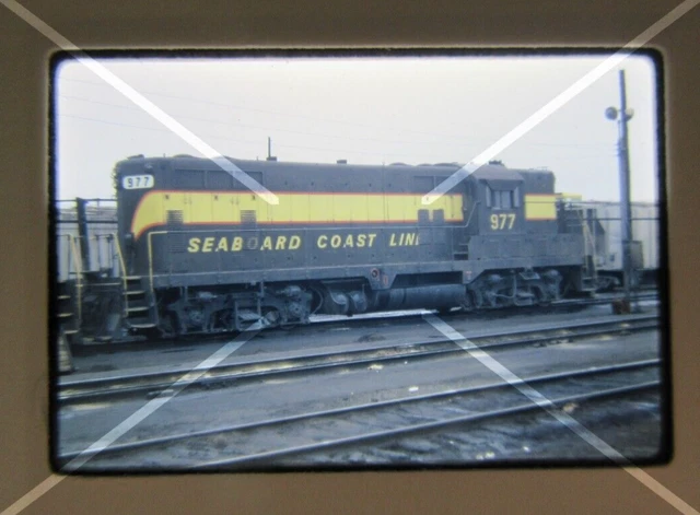 Original '70 Kodachrome Slide SCL Seaboard Coast Line 977 GP7        40L21