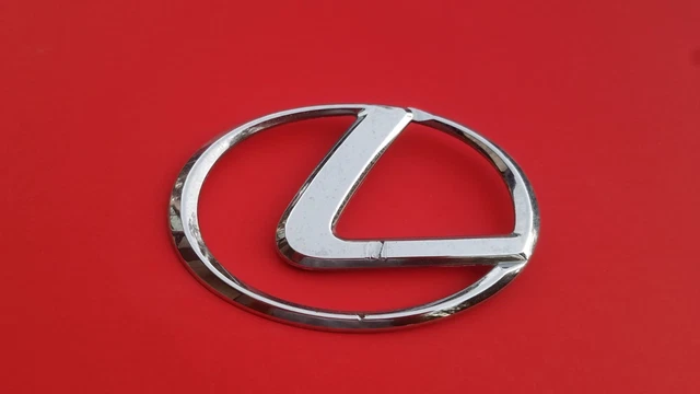 Genuine Lexus OEM Rear Trunk Logo Emblem – Fits RX330/RX350 (JPP) 2004-2009