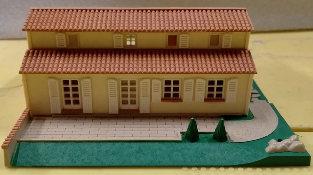 Maison Miniature Jouef HO Avec Terrasse Et Barbecue – Occasion, Manques, Pour Train électrique