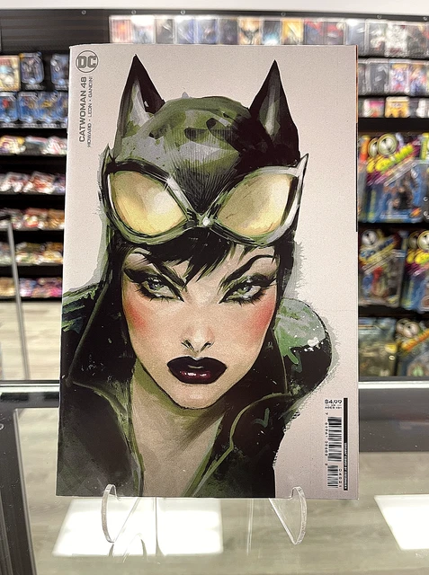 DC Comics : Catwoman #48 Cover B Sozomaika Card Stock Variant