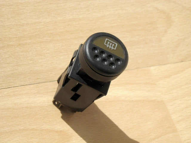 Bouton interrupteur commande de dégivrage arrière ROS de Peugeot 205 et 106
