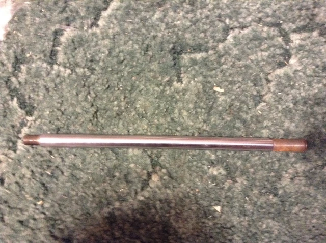 702025 - A New Steering Cylinder Piston Rod For A New Idea No. 701 Power Unit