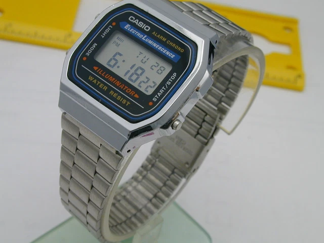 CASIO 1572 A168 In Excellent Condition New Battery Works
