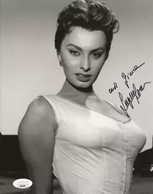 Sophia Loren REAL hand SIGNED 8x10" Photo A JSA COA Autographed