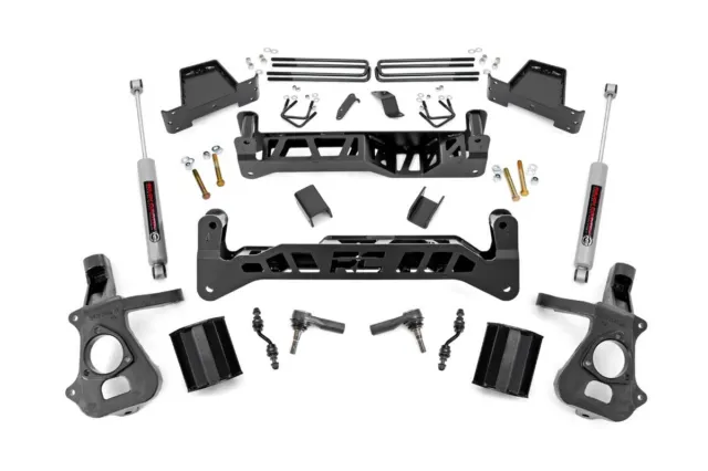Rough Country 7" Suspension Lift Kit for 2014-2018 Chevy/GMC 1500 2WD - 23732