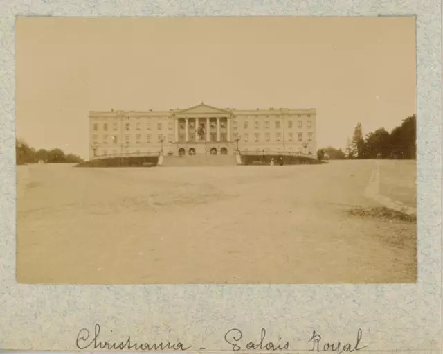 Norvège, Oslo, Christiania, le palais Royal  vintage albumen print,Photos prov