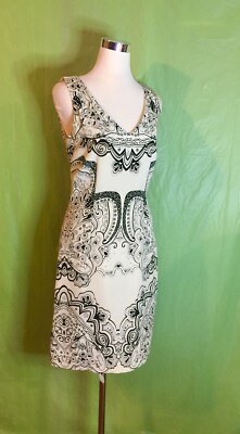 ECI New York Size 6 Beige Multicolor Silk Sleeveless Lined Sheath Cocktail Dress