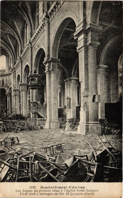 CPA MILITAIRE Bombardement d'Amiens (315924)
