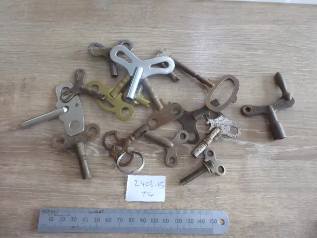 Job Lot  Vintage  Clock Keys