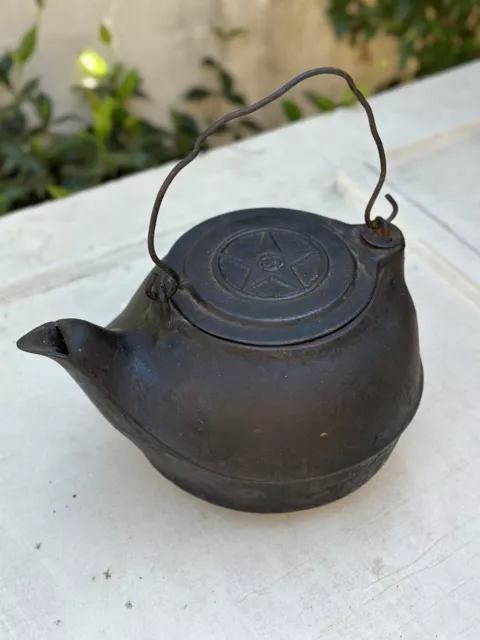 https://www.picclickimg.com/kO4AAOSwsL1krLjl/Antique-1800s-Cast-Iron-Chattanooga-Star-8-Tea.webp