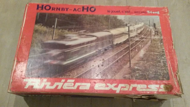 Coffret pour trains le vendéen Hornby Ho réf 6150 neuf Coffret pour trains le vendéen Hornby Ho réf 6150 neuf