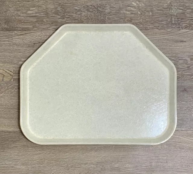 Cambro Camtray 6 Sided Cafeteria Lunch Docking Tray, 18"x14" Beige