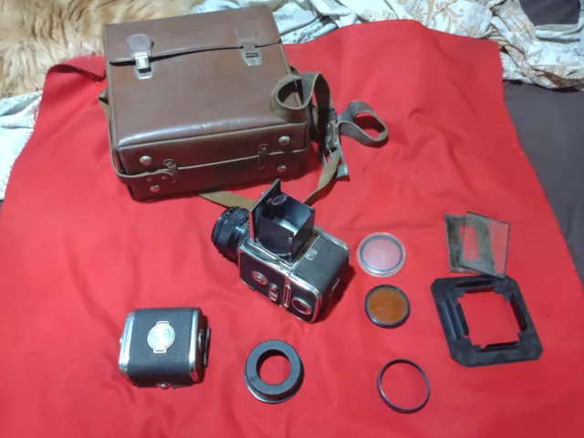 Salut-C Medium Format Camera with Vega-12B 2.8/90 + case