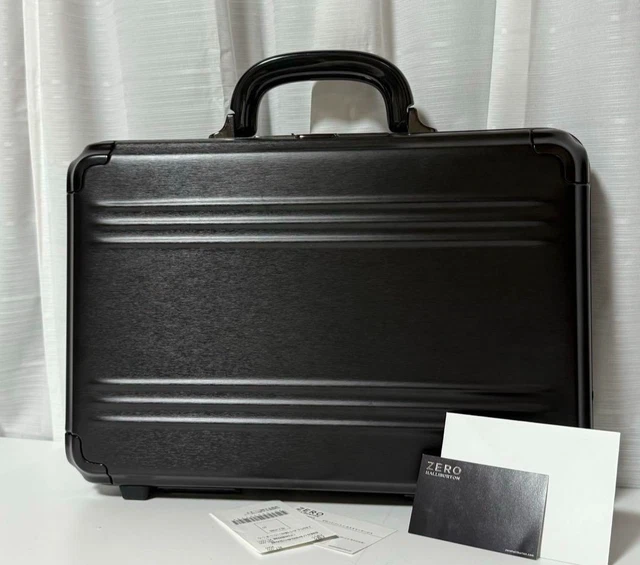 Zero Halliburton・Executive Attache Case Amazon.com: ZERO Halliburton Edge Lightweight Brilliant