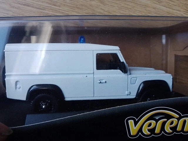 1/43 Land Rover Defender Experience SOLIDO France vendu en l'état