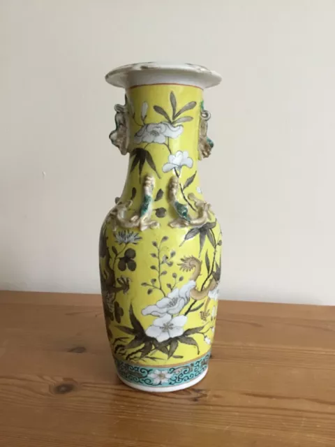 antique chinese porcelain vase