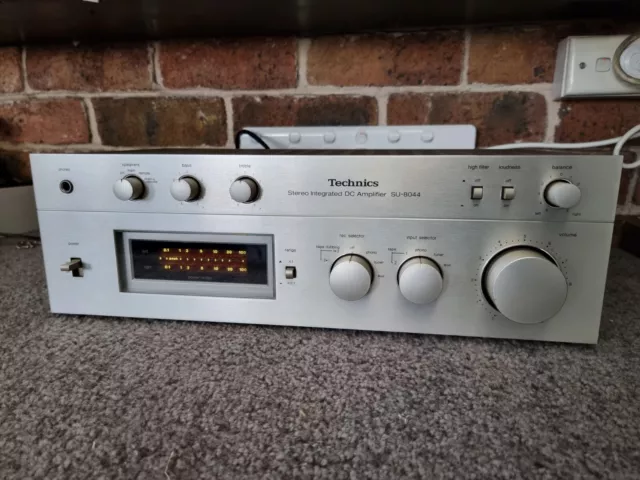 Vintage Technics SU-8044 Stereo Integrated Amplifier (1979)