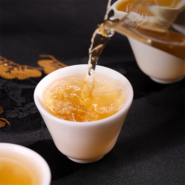 357g Icelandic Pu'er Tea Raw Tea Yunnan Pu'er Tea Cake Yunnan Qi Zi Cakes