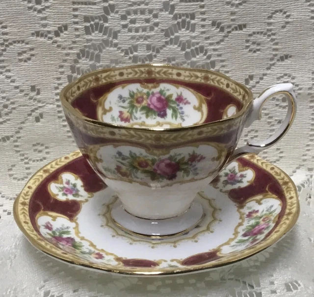 Royal Albert LADY HAMILTON Demitasse Tea Cup & Saucer Bone China England Vintage