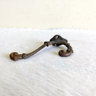1920s Vintage Cast Iron Wall Hooks Hanger Decorative Collectible