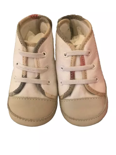 BURBERRY pram shoes 20 white Girls Boys Worn Once Christening Special Occasion