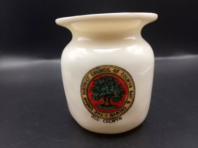 Goss Crested China - OLD COLWYN Crest - Stornoway Highland Milk Crogan - Goss.