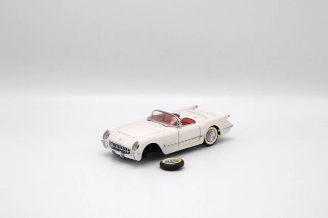 Frankln Mnt 1963 Red Stngray Coupe Chevy Corvette De Cast Car 1:24