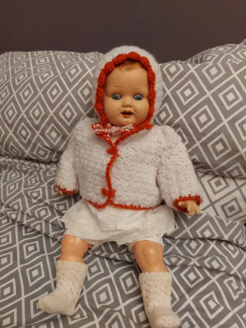 Sehr alte Baby Puppe Babypuppe, ca. 45 cm, Rumpf Holzwolle mit Stimme Bastler!