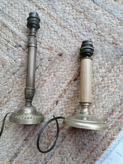 lot de 2 ANCIENS PIEDS DE LAMPE EN LAITON.