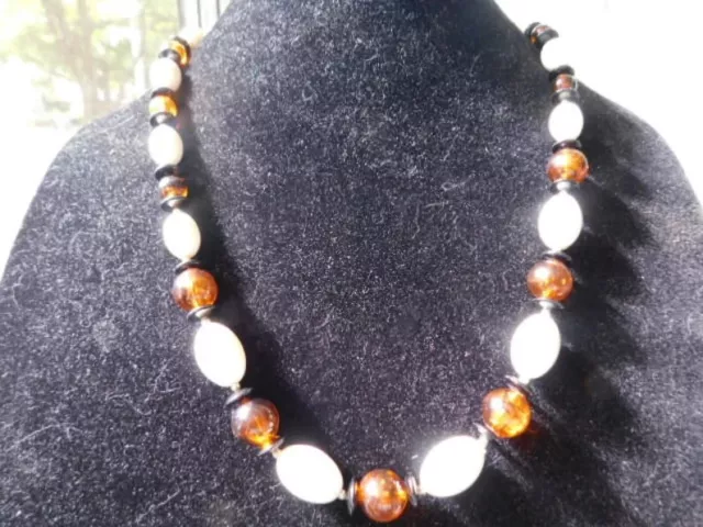 Neat Looking Vintage Acrylic Beaded Necklace in White/Brown/Black 1960's PRETTY!