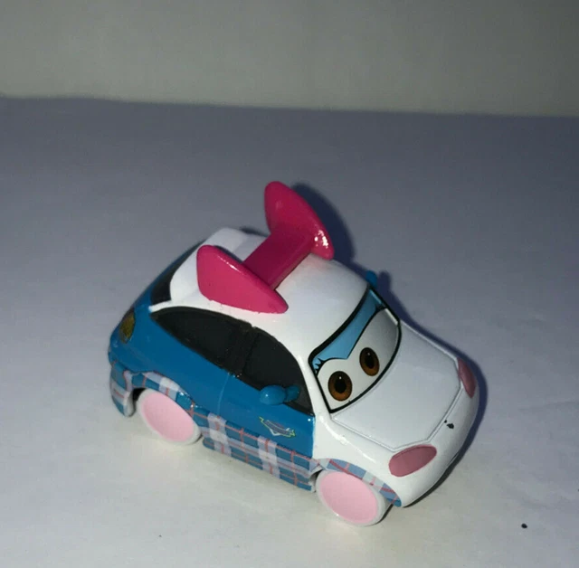 Disney Pixars Cars 2 Tuners Suki #44 Pink Bow Girl 1:55 Diecast Race Car