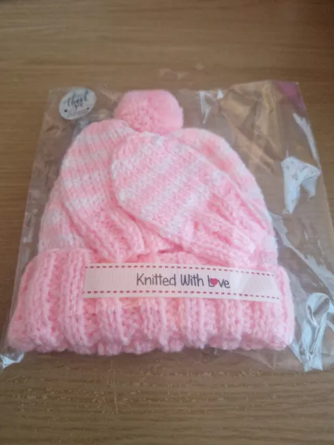 Hand Knitted baby hat ,  Pom Pom Hat 0 to 3 Months, with Mitts