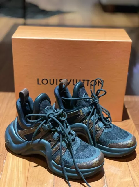 Authentic Louis Vuitton LV ARCHLIGHT Sneakers Size 7.5 - Size 38