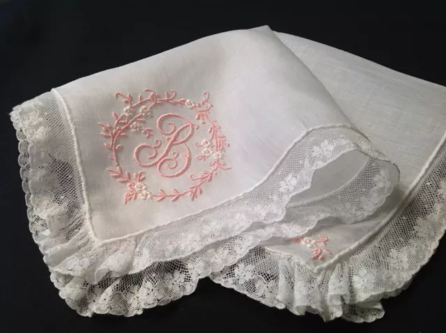 #3161🌟HEAVENLY Vtg Madeira Pink Monogram B Heirloom Lace Wedding Handkerchief