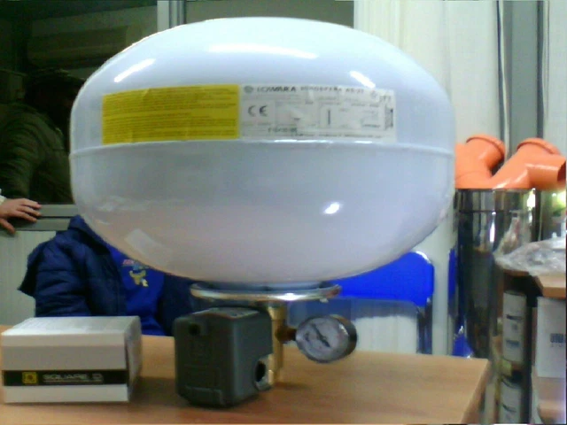 Kit Idrosfera Per Autoclave - Include Raccordo 5 Vie, Manometro, Teflon E Pressostato Square D - Foto 4