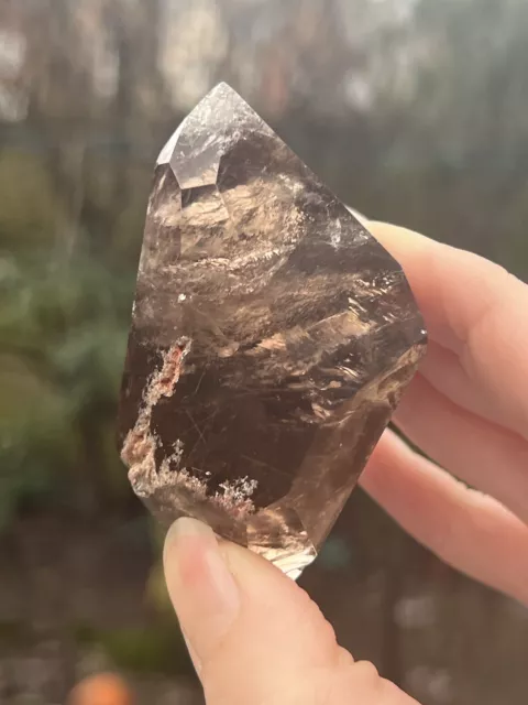 Lodolite Quartz Freeform Point AAA+ : Transformation / Growth 90g 71