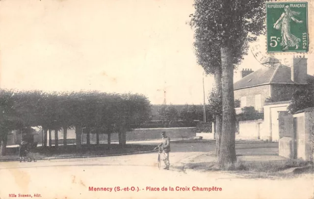 CPA 91 MENNECY / PLACE DE LA CROIX CHAMPETRE / cliché rare