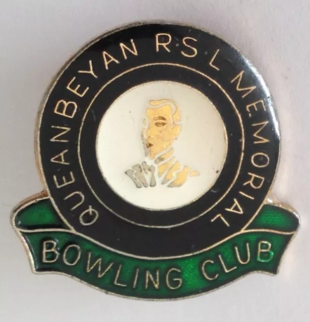 Queanbeyan RSL Memorial Bowling Club Badge Pin Vintage Lawn Bowls (L26)