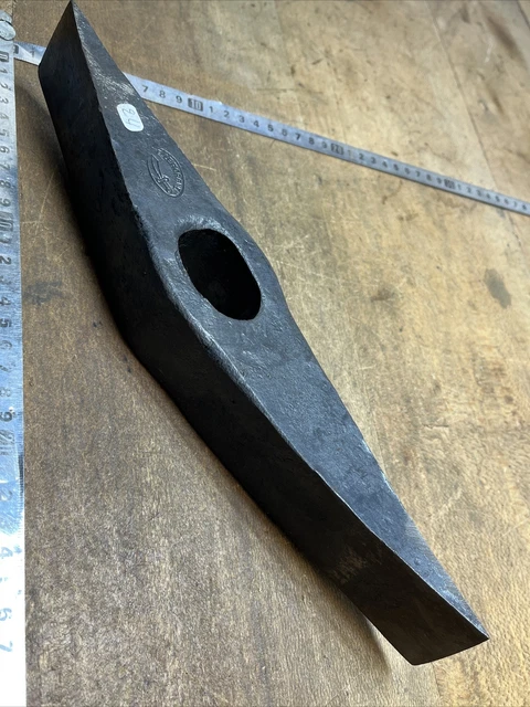 Outils tailleur de pierre - Largeot & Coltin