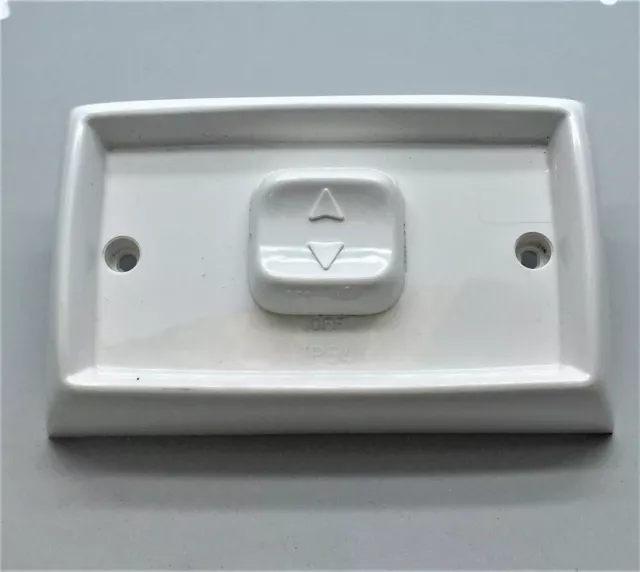 Clipsal WSF226-WE Flush Switch 1- Gang 15A 250VAC IP54 M80 115 x 70mm