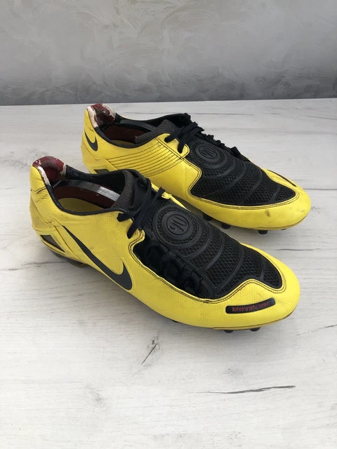 nike total 90 laser i yellow