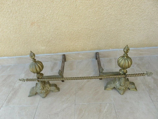 Barre de foyer, devanture de cheminée xixeme, bronze et laiton, style