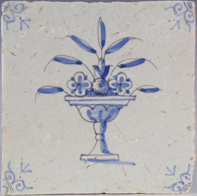 Nice Dutch Delft Blue tile, flowerpot, mid 17th. century.