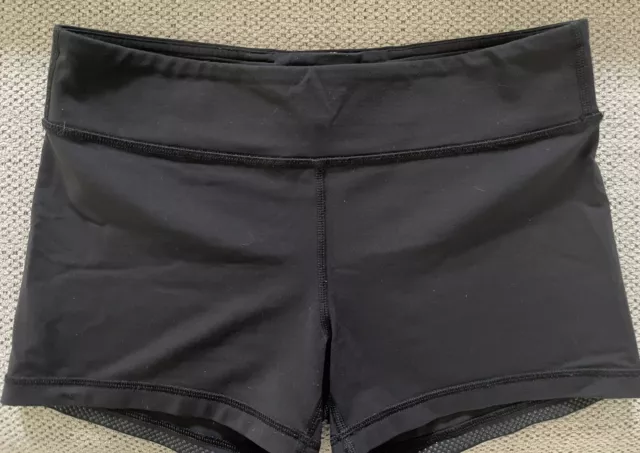 IVIVVA by Lululemon Rhythmic Short Size 14 Black