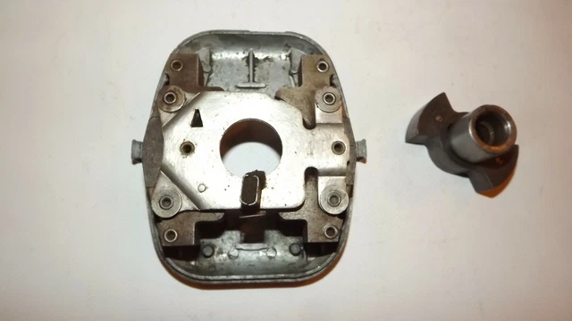 Plateau stator + rotor d'allumage ABG VAP. Voir les 6 photos.