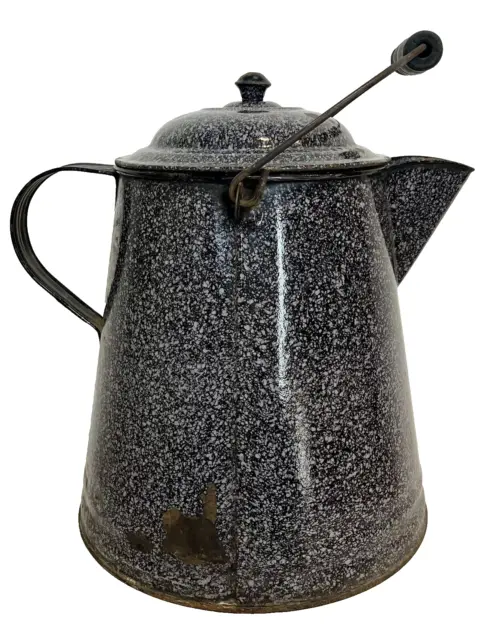 https://www.picclickimg.com/kRoAAOSwWrFlkMa5/Vintage-Large-Graniteware-Campfire-Coffee-Pot-with-Lid.webp