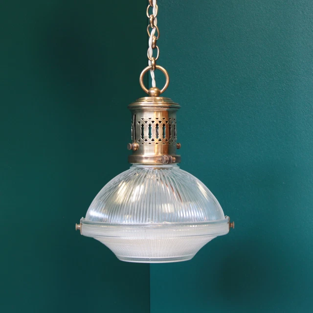 Suspension lustre holophane ancienne verre prismatique et laiton vintage N1