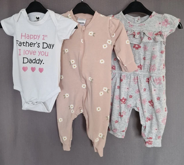 Pacchetto vestiti per bambine età 0-3 mesi. Condizioni perfette. 16