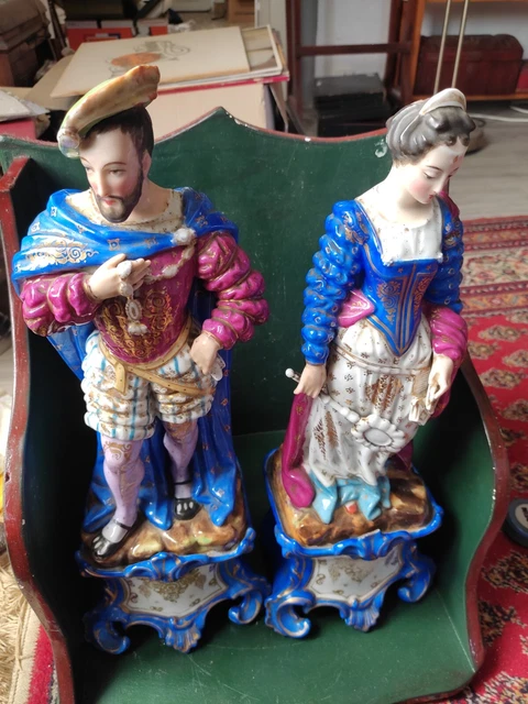 Ancienne paire de figurines personnages  porcelaine Paris XIX siècle 2